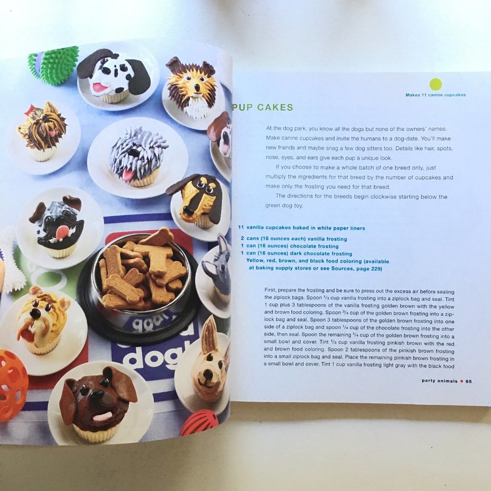 Hello, Cupcake! book - Picture 3 of 3